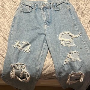 Urban outfitters Ripped Boyfriend jeans